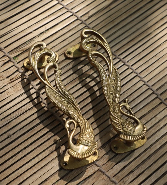 Handcrafted Design Brass Door Handle Pull (Peacock)