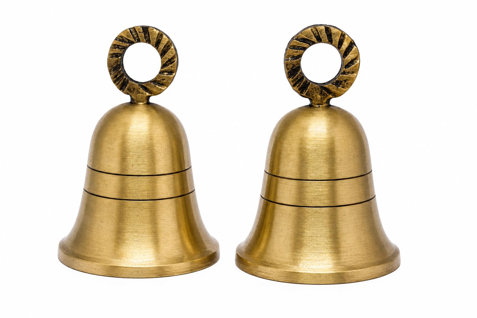 Antique-Gold Plain Indian Brass Bells Jingle Bells Home Door Dรฉcor Crafts Bells Christmas Decor Bells Pet Bells Christmas Craft Bells in Various Size and Set. (2, 1.5 inch)